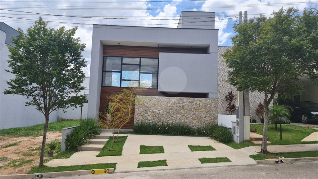 Casa à venda com 1 suíte no condomínio Terras de São Francisco, Sorocaba - SP