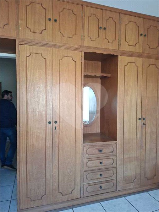 Casa Térrea à venda ou para alugar com 3 quartos, sendo 1 suíte, em Vila Sfeir, Indaiatuba, SP