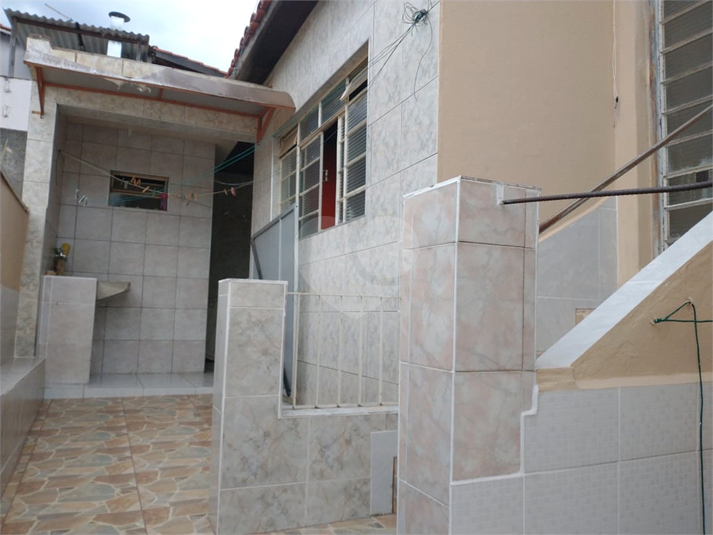 Casa à venda com 2 quartos em Vila Hortência, Sorocaba, SP