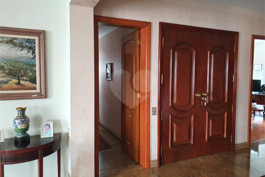 Apartamento à venda com 3 suítes em Santana, São Paulo, SP