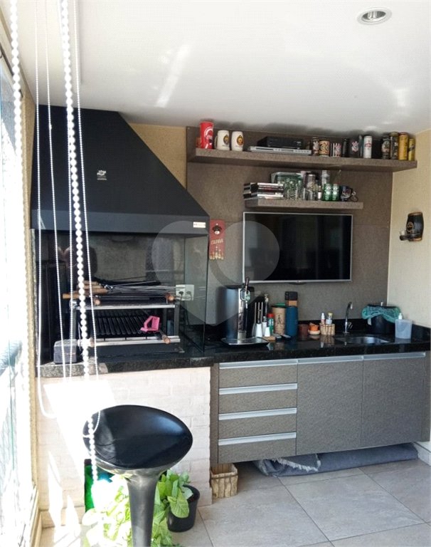 Apartamento à venda com 3 suítes em Vila Suzana, São Paulo, SP