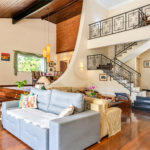 Casa à venda com 5 quartos, sendo 4 suítes, em Interlagos, São Paulo, SP