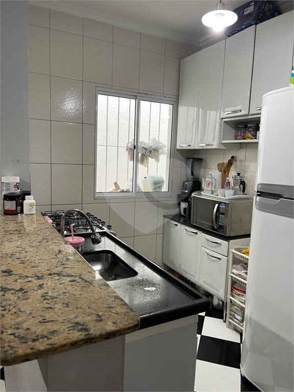 Casa à venda com 2 quartos em Vila Lavínia, Mogi das Cruzes, SP