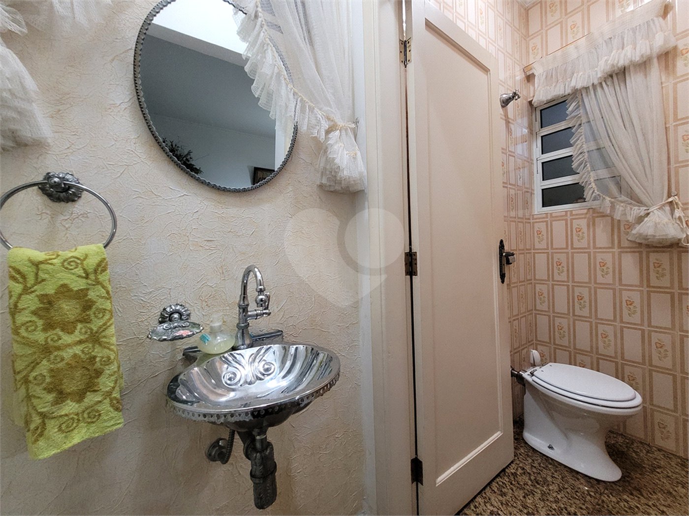Sobrado à venda com 5 quartos, sendo 2 suítes, em Jardim Vera Cruz, São Paulo, SP