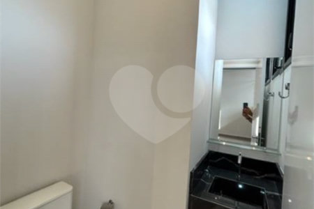 Casa à venda com 3 quartos, sendo 1 suíte, no condomínio Residencial Lagos D Icarai, Salto - SP