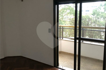 Apartamento à venda com 4 suítes em Vila Suzana, São Paulo, SP