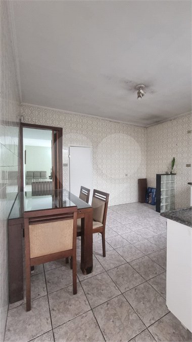 Sobrado à venda com 3 quartos em Vila Gustavo, São Paulo, SP