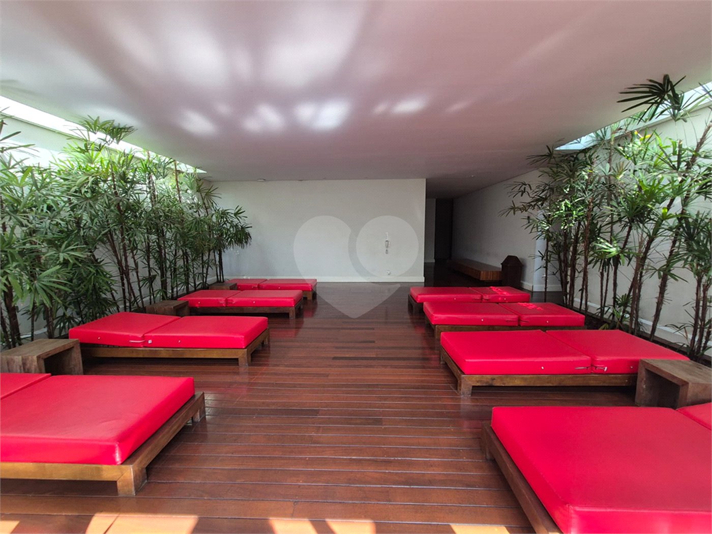 Apartamento à venda com 3 suítes em Campo Belo, São Paulo, SP