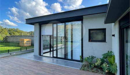 Casa à venda com 3 suítes no condomínio Residencial Granville, Atibaia - SP