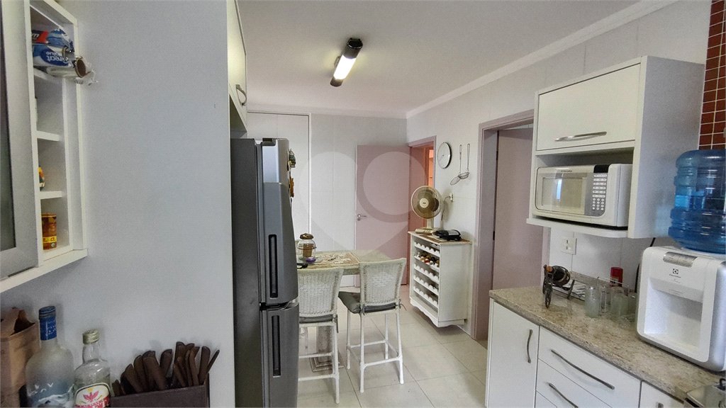 Casa à venda com 3 suítes no condomínio Parque do Varvito, Itu - SP
