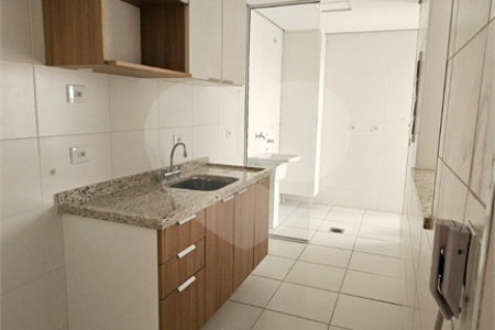 Apartamento à venda com 2 quartos no Centro, São Roque, SP