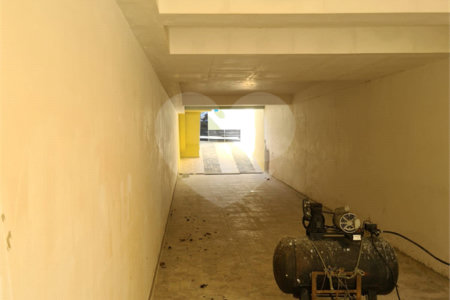 Sobrado à venda com 3 quartos, sendo 1 suíte, em Vila Gomes, São Paulo, SP