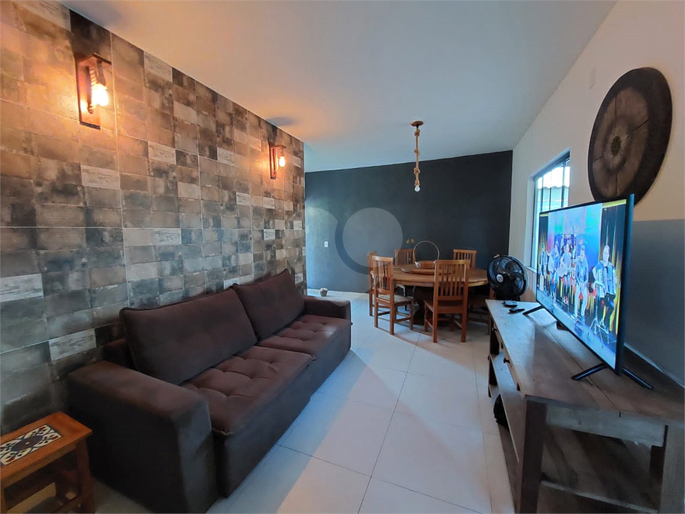 Casa à venda com 2 quartos, sendo 1 suíte,  em São José, Armação dos Búzios, RJ