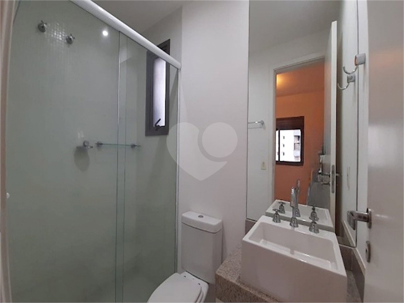 Apartamento à venda ou para alugar com 1 suíte em Pinheiros, São Paulo, SP