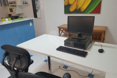 Sobrado à venda com 3 quartos, sendo 1 suíte, em Jardim Caravelas, São Paulo, SP
