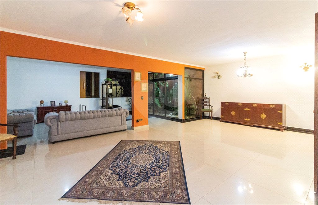 Casa à venda ou para alugar com 5 quartos, sendo 3 suítes, em Imirim, São Paulo, SP