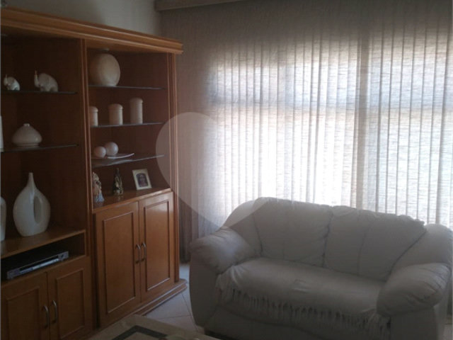 Casa à venda com 4 quartos, sendo 1 suíte,  em Tucuruvi, São Paulo, SP