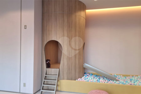 Apartamento à venda com 4 quartos, sendo 2 suítes, em Perdizes, São Paulo, SP