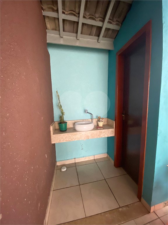 Casa Térrea à venda com 4 quartos, sendo 1 suíte,  em Vila Oliveira, Mogi das Cruzes, SP