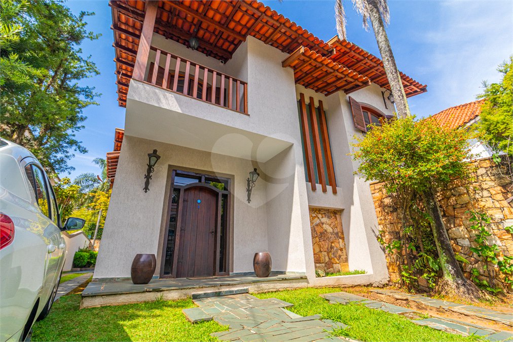 Casa à venda com 4 suítes em Jardim Marajoara, São Paulo, SP