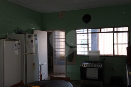Casa à venda com 4 quartos em Jardim da Glória, São Paulo, SP