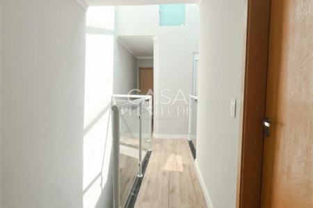 Sobrado à venda com 3 quartos, sendo 1 suíte, em Vila Arriete, São Paulo, SP
