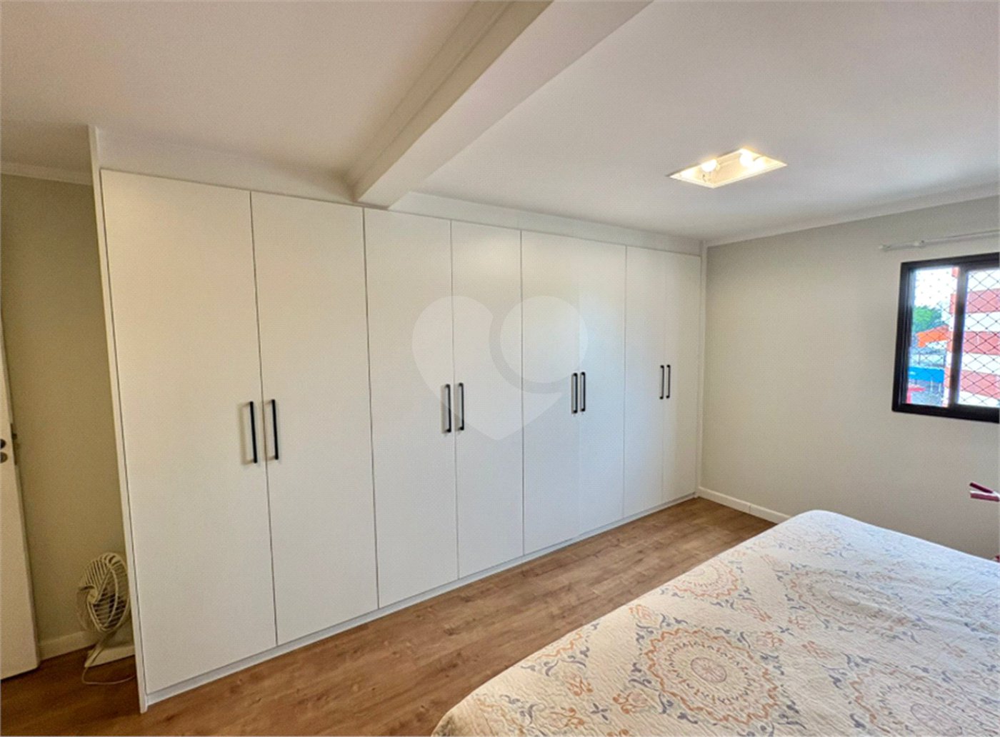 Cobertura à venda com 3 quartos, sendo 1 suíte, em Vila Mariana, São Paulo, SP