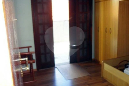 Casa à venda com 3 quartos, sendo 1 suíte, em Santa Teresinha, São Paulo, SP