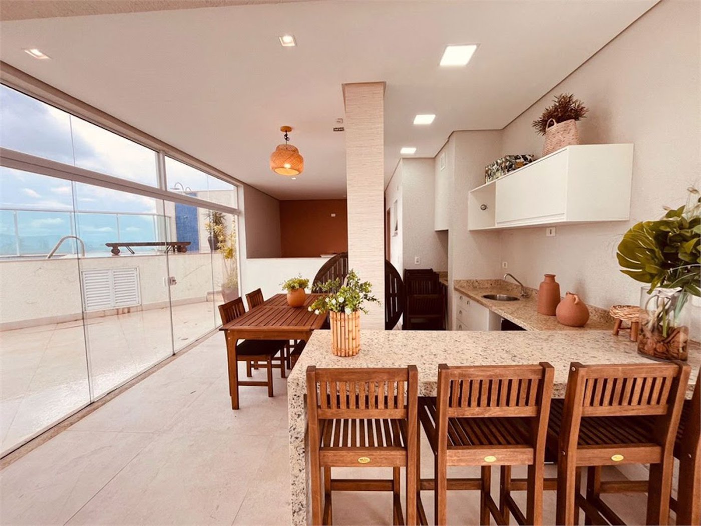 Apartamento com 3 dormitórios à venda, 285 m² por R$ 3.490.000,00 - Jardim Virginia - Guarujá/SP