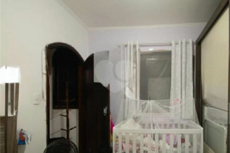 Casa de Vila à venda com 2 quartos em Vila Gustavo, São Paulo, SP