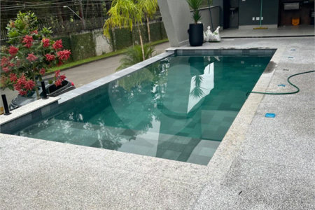 Terreno à venda com 4 suítes no condomínio Granja Anita, Mogi das Cruzes - SP