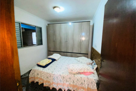 Sobrado à venda com 8 quartos em Jardim São Jorge (raposo Tavares), São Paulo, SP