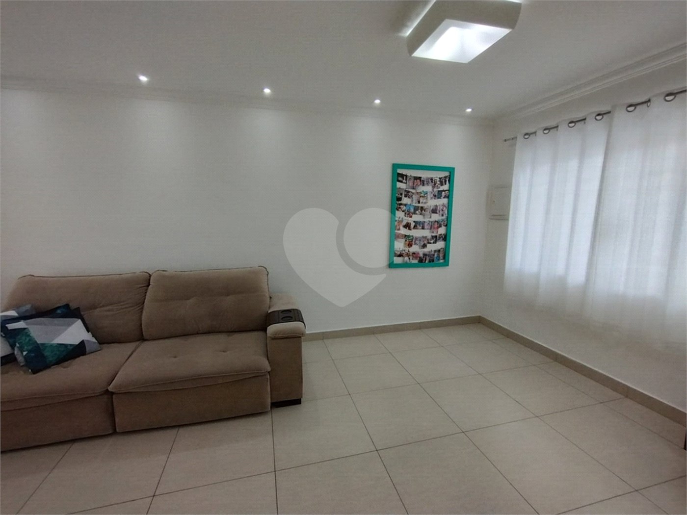 Sobrado à venda com 3 quartos, sendo 1 suíte, em Horto, São Paulo, SP