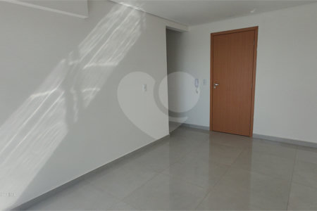 Apartamento à venda com 2 quartos, sendo 1 suíte, em Alvinópolis, Atibaia, SP