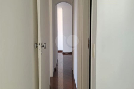 Apartamento à venda com 3 quartos, sendo 1 suíte, em Indianópolis, São Paulo, SP