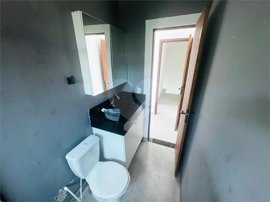Casa para venda e locação anual com 3 quartos independente em São José em Búzios