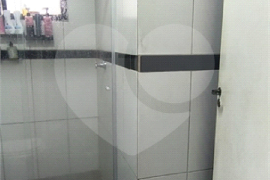 Sobrado à venda com 3 quartos, sendo 1 suíte, em Vila Prudente, São Paulo, SP