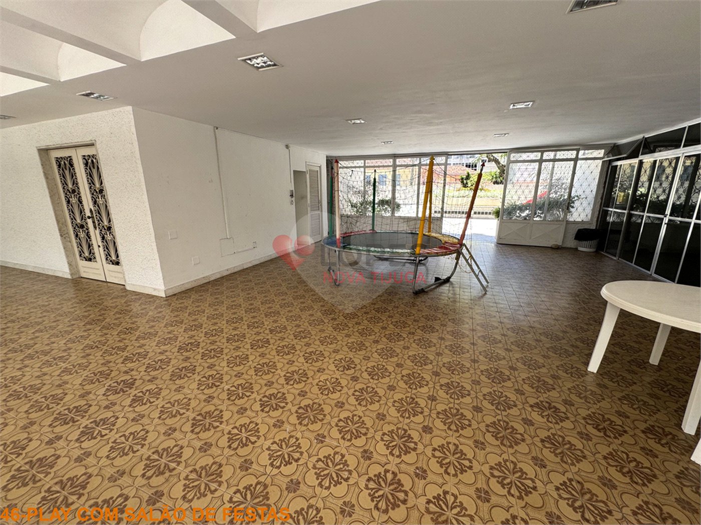 Apartamento à venda com 4 quartos, sendo 2 suítes,  em Tijuca, Rio de Janeiro, RJ