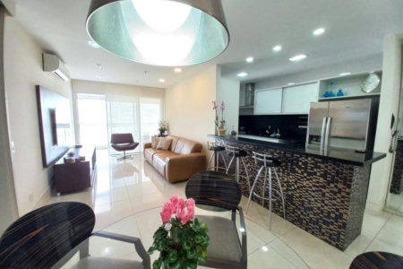 Apartamento com 2 dormitórios à venda, 99 m² por R$ 1.650.000,00 - Gonzaga - Santos/SP