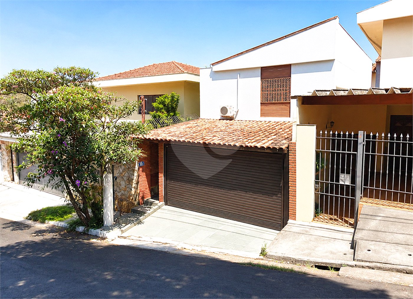 Sobrado à venda com 3 quartos, sendo 1 suíte, em Brooklin, São Paulo, SP