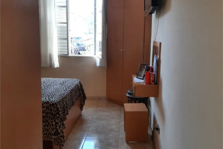 Sobrado à venda com 4 quartos, sendo 2 suítes, em Jardim Ester, São Paulo, SP