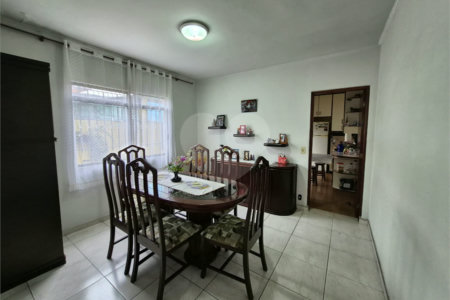Sobrado à venda com 4 quartos em Jardim Sarah, São Paulo, SP