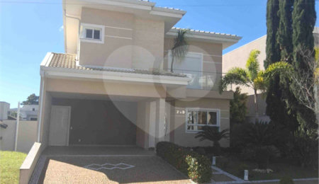 Casa à venda com 3 suítes no condomínio Portal do Jequitibá, Valinhos - SP