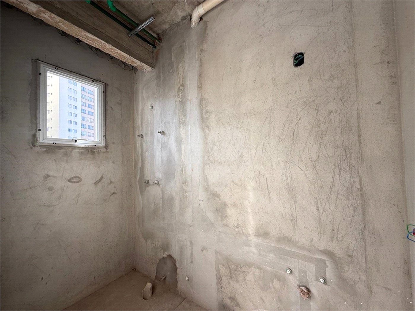Casa à venda com 3 suítes no condomínio Residencial Floresta, São Paulo - SP