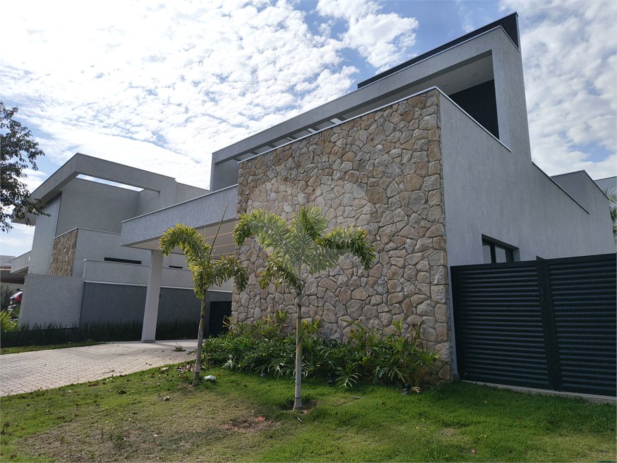 Casa à venda com 3 suítes no condomínio Alphaville Nova Esplanada 4, Votorantim - SP