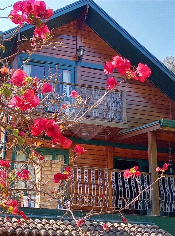 Casa à venda com 4 suítes no condomínio Gleba II, Mairiporã - SP