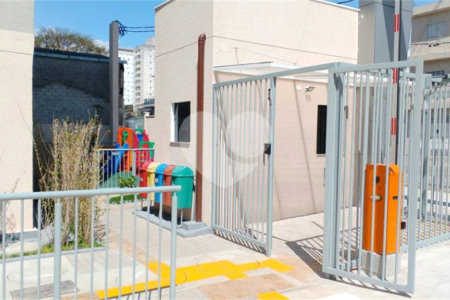 Apartamento à venda com 2 quartos em Vila Antonieta, São Paulo, SP