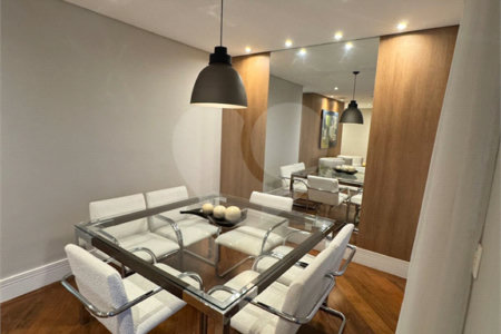 Apartamento à venda com 3 suítes em Vila Suzana, São Paulo, SP