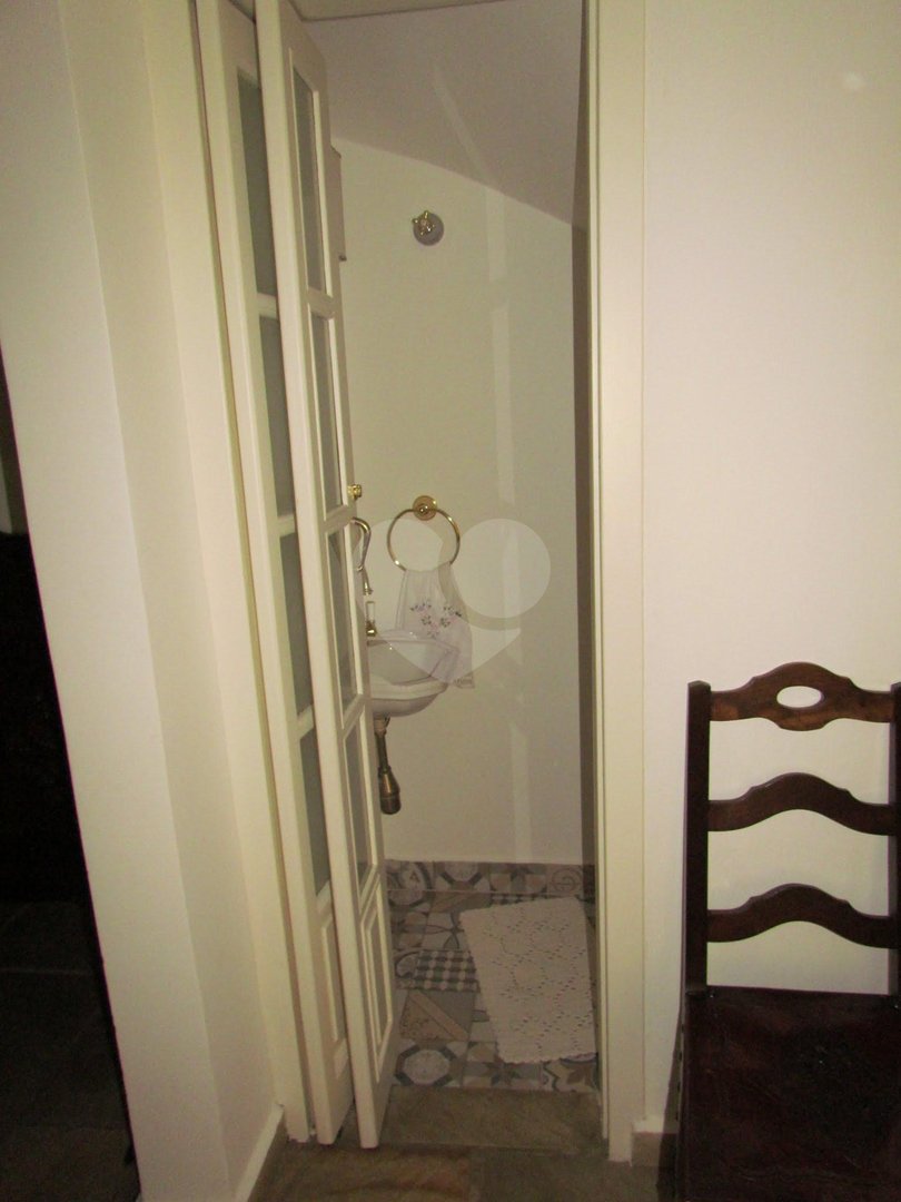 Casa de Vila à venda com 4 quartos, sendo 1 suíte, em Chácara Monte Alegre, São Paulo, SP