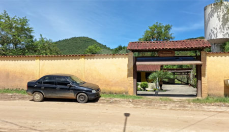 Chácara à venda com 4 quartos, sendo 1 suíte,  em Taiaçupeba, Mogi das Cruzes, SP
